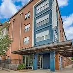 Landing At Lofts On Main - 1 Bedroom In Tobin Hill